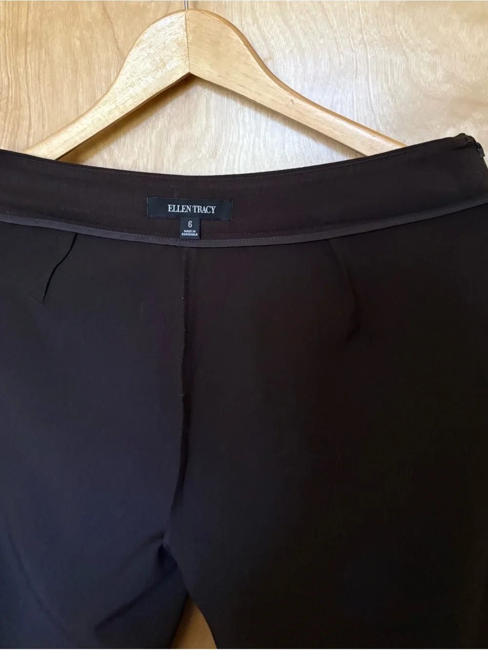 Ellen Tracy Black Slim Ponte Pull-On Pants